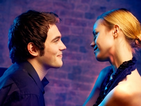 Video: Why Men Think Women Are Flirting