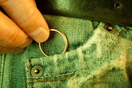 infidelity-cheating-removing-wedding-ring.jpg