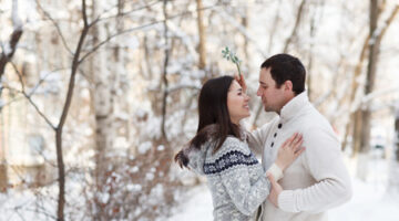 From Fertility Symbol to Cancer Treatment: What You Don’t Know About Mistletoe